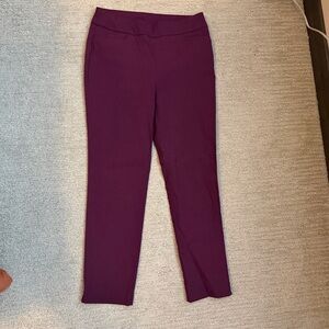Chico’s Slim Fit Plum Stretch Pants 0R (Size 4)